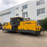 Public and railway dual-use tractor